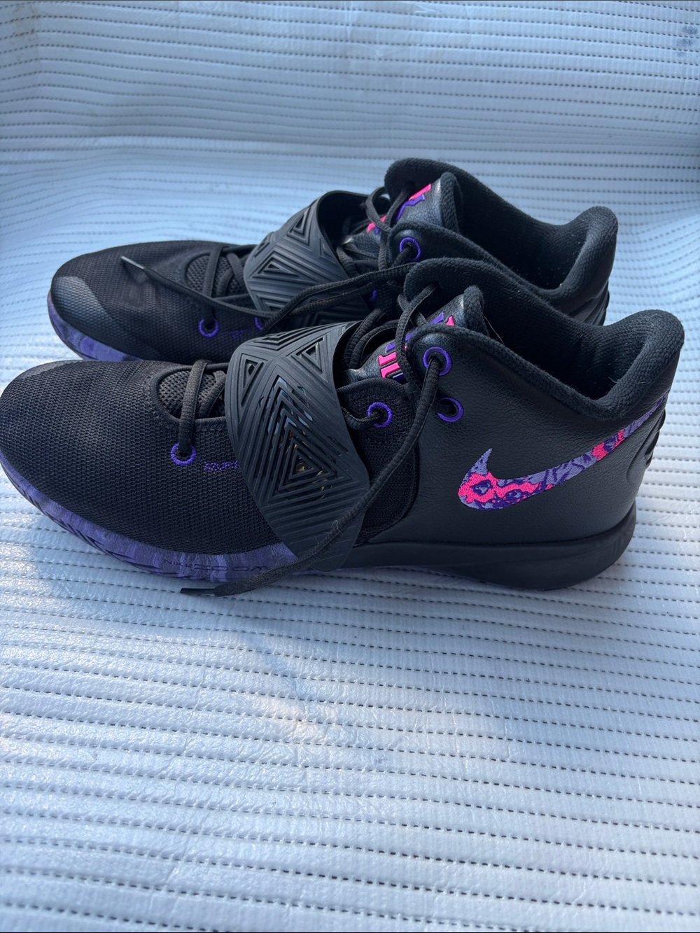 Nike Kyrie Flytrap 3 EP Fierce Purple Mens 13 Medium CD0191-006